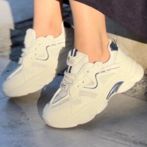 کتونی  وارداتی دخترانه کد io06